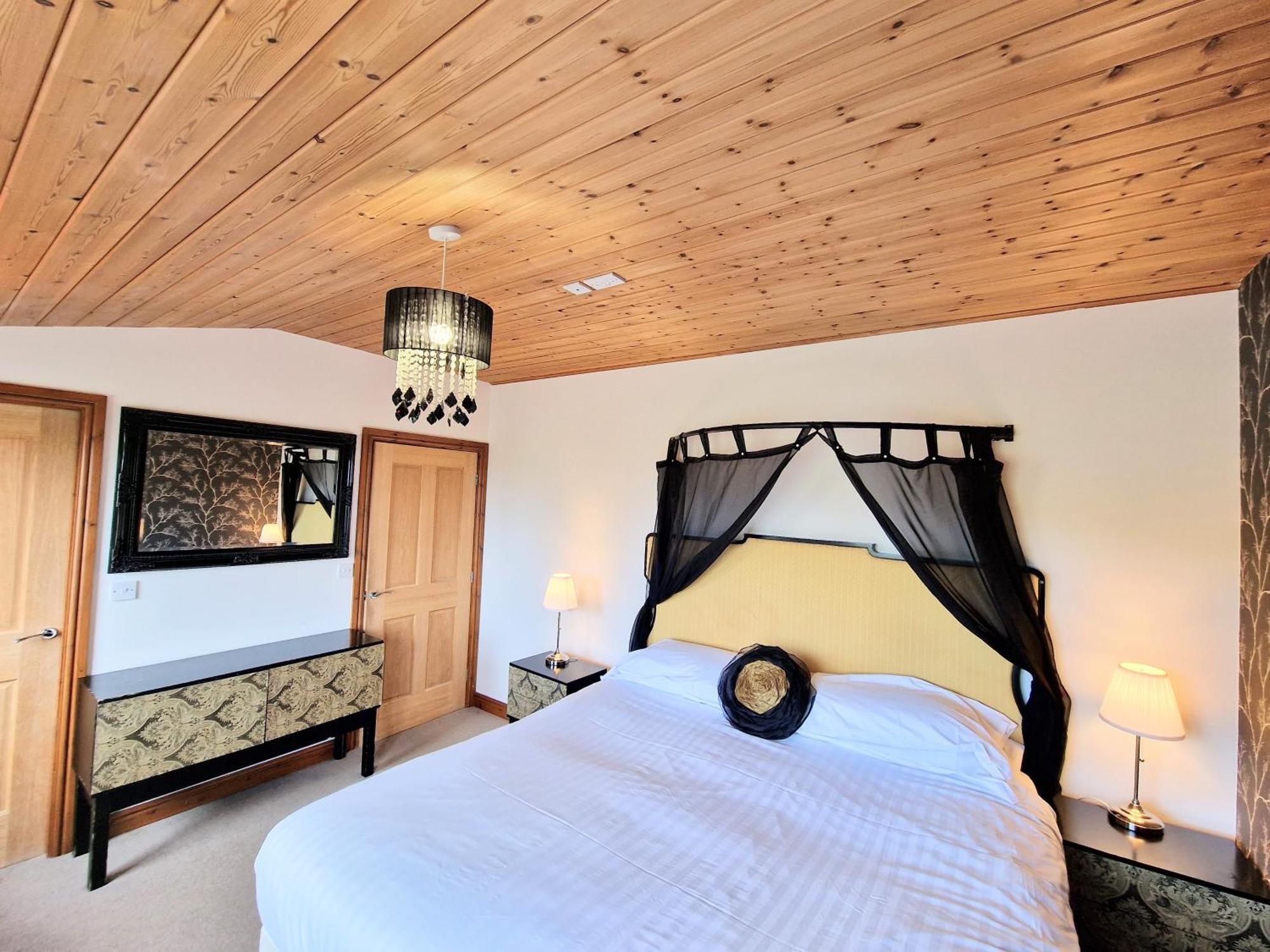 فيلا Torridon 12 With Private Hot Tub - Fife - Loch Leven - Lomond Hills Kelty المظهر الخارجي الصورة