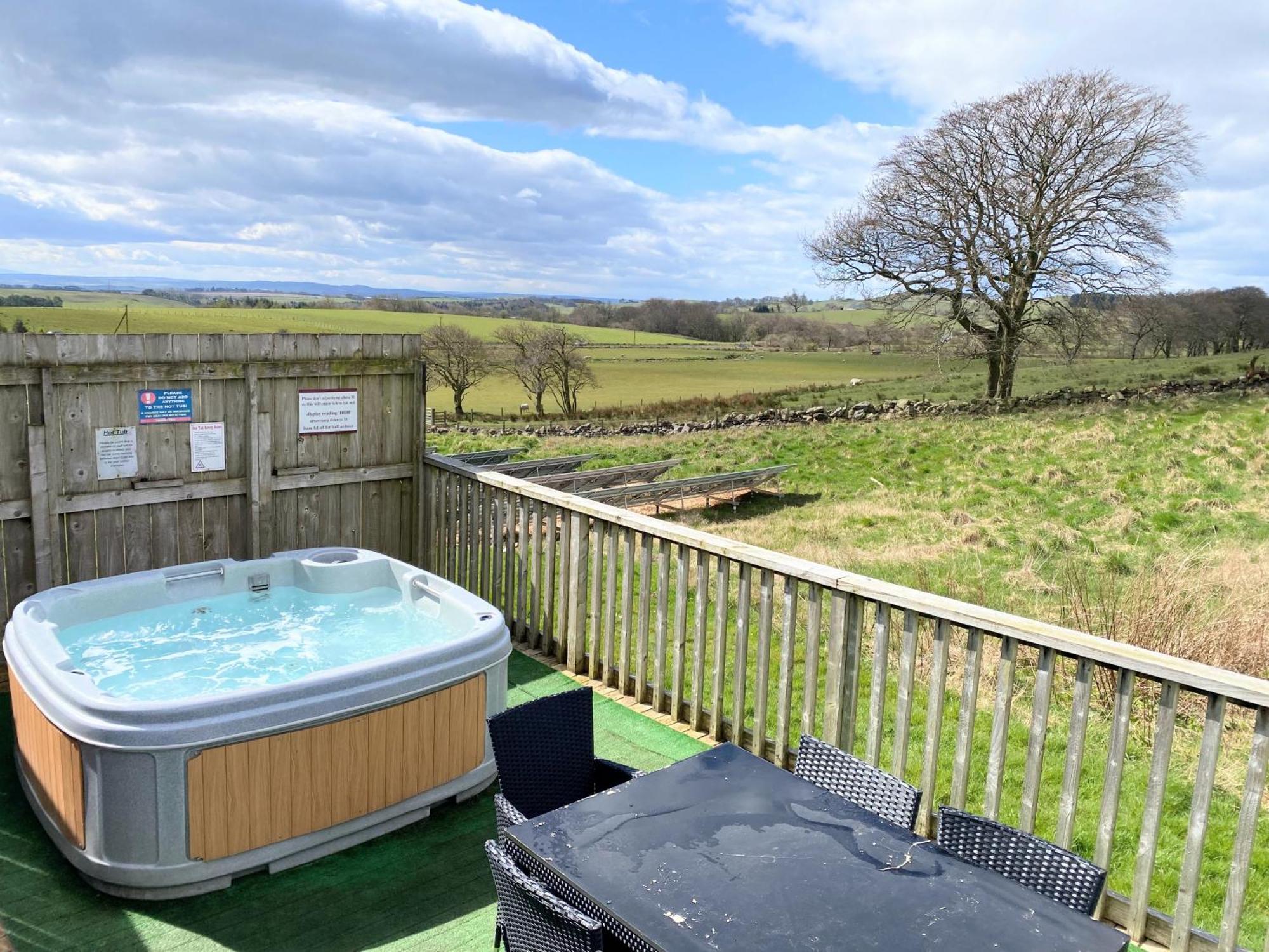 فيلا Torridon 12 With Private Hot Tub - Fife - Loch Leven - Lomond Hills Kelty المظهر الخارجي الصورة